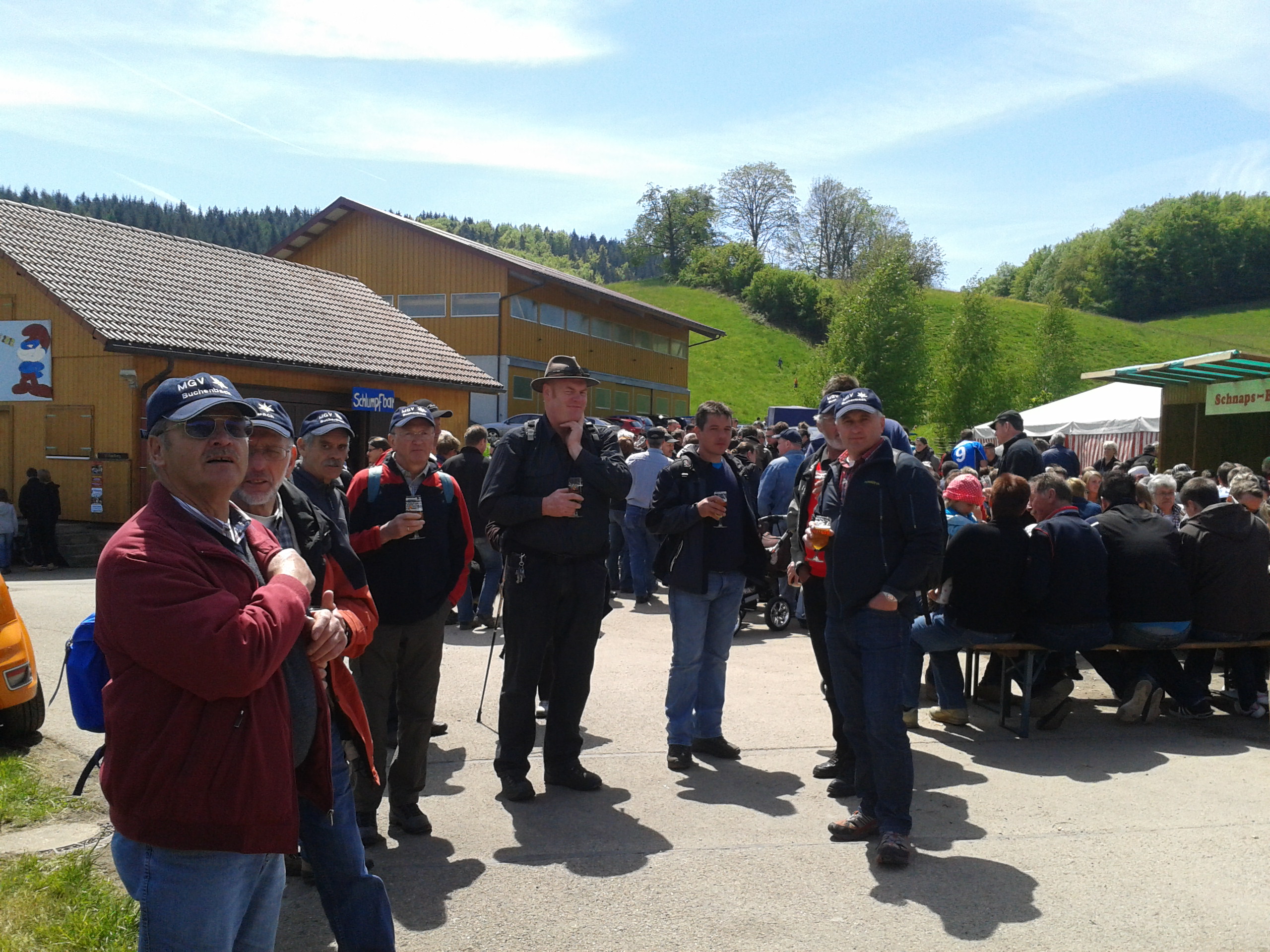 Rast und Stärkung unterwegs – Vatertagswanderung 2012